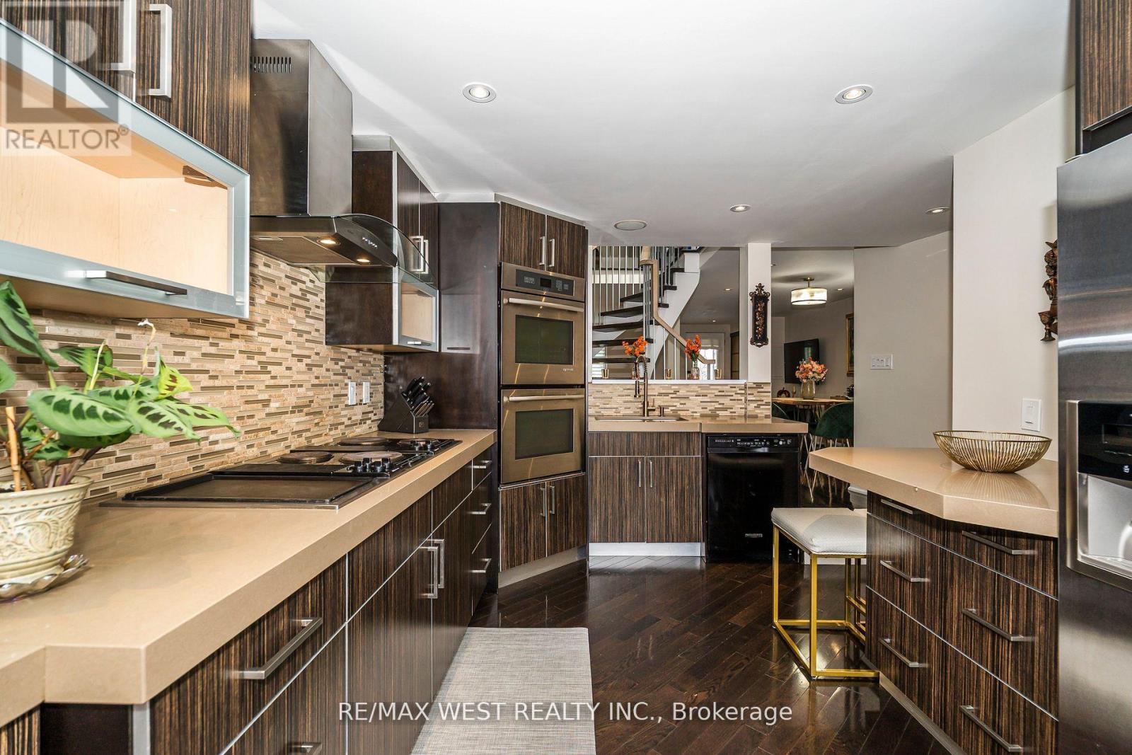 Photo 18 of 111 Hay Avenue, Toronto ON