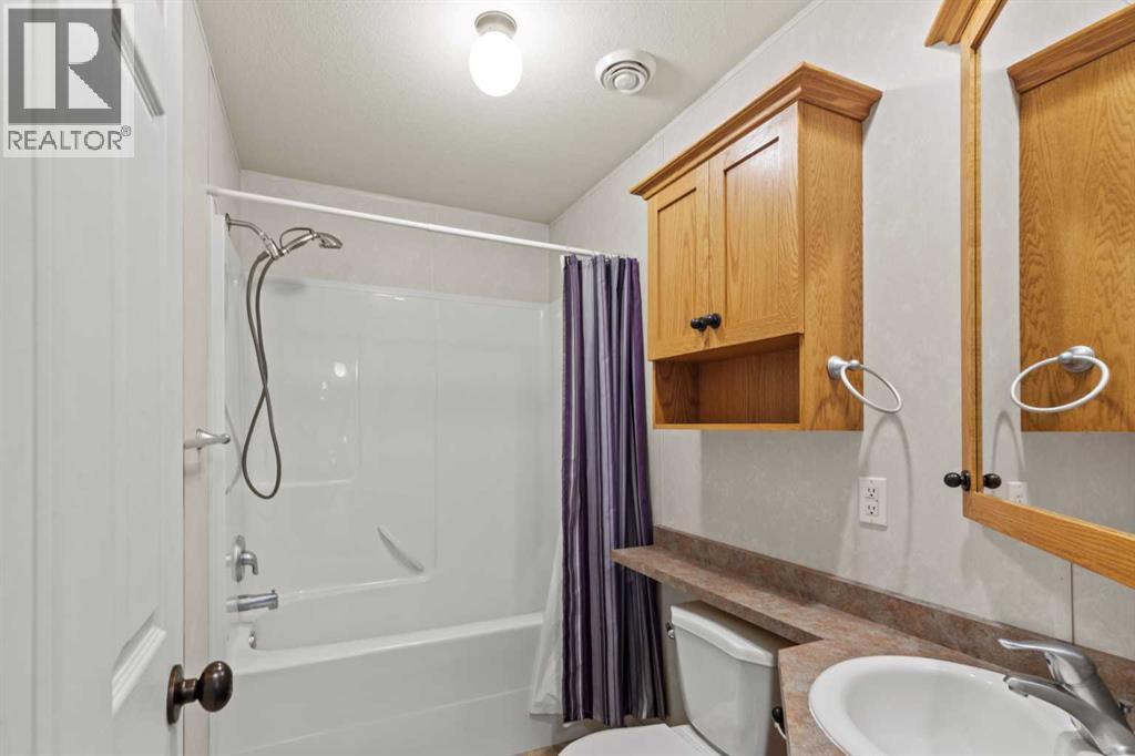 Photo 12 of 122 10615 88 Street, Grande Prairie AB