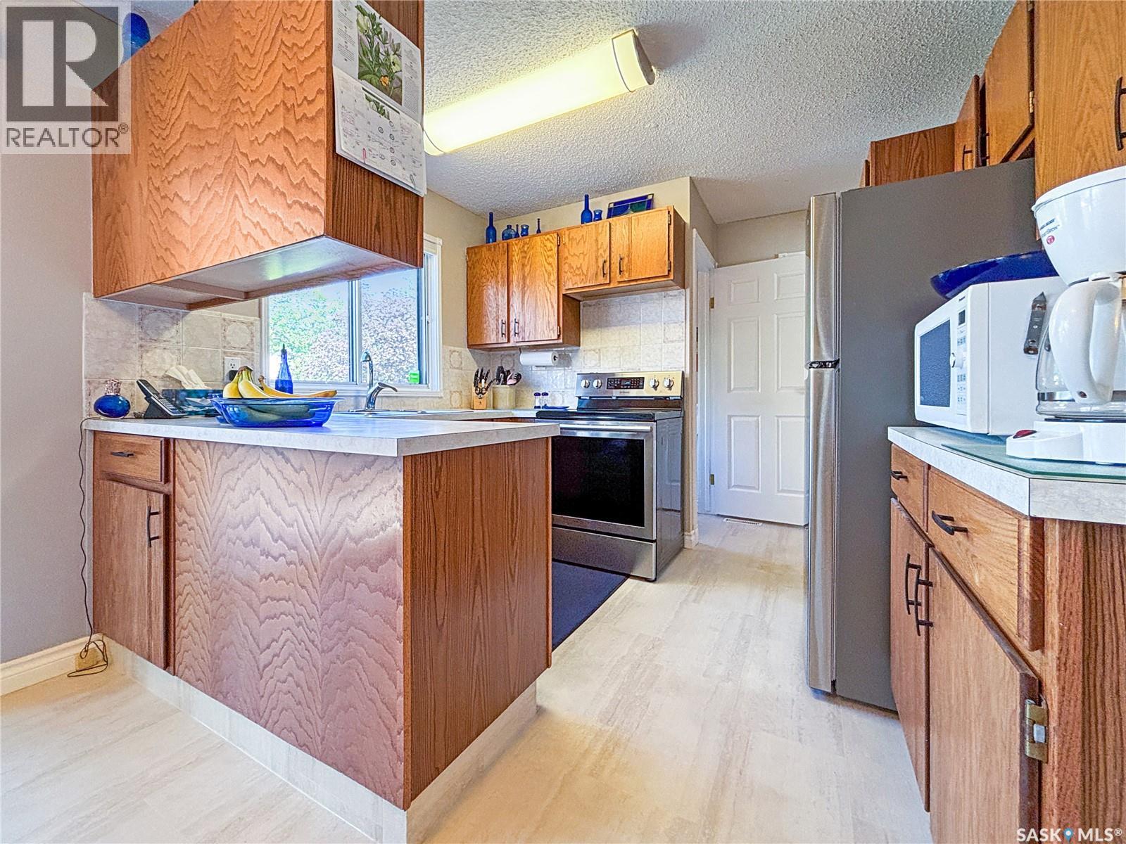 Photo 8 of 315 Ball Crescent, Saskatoon SK