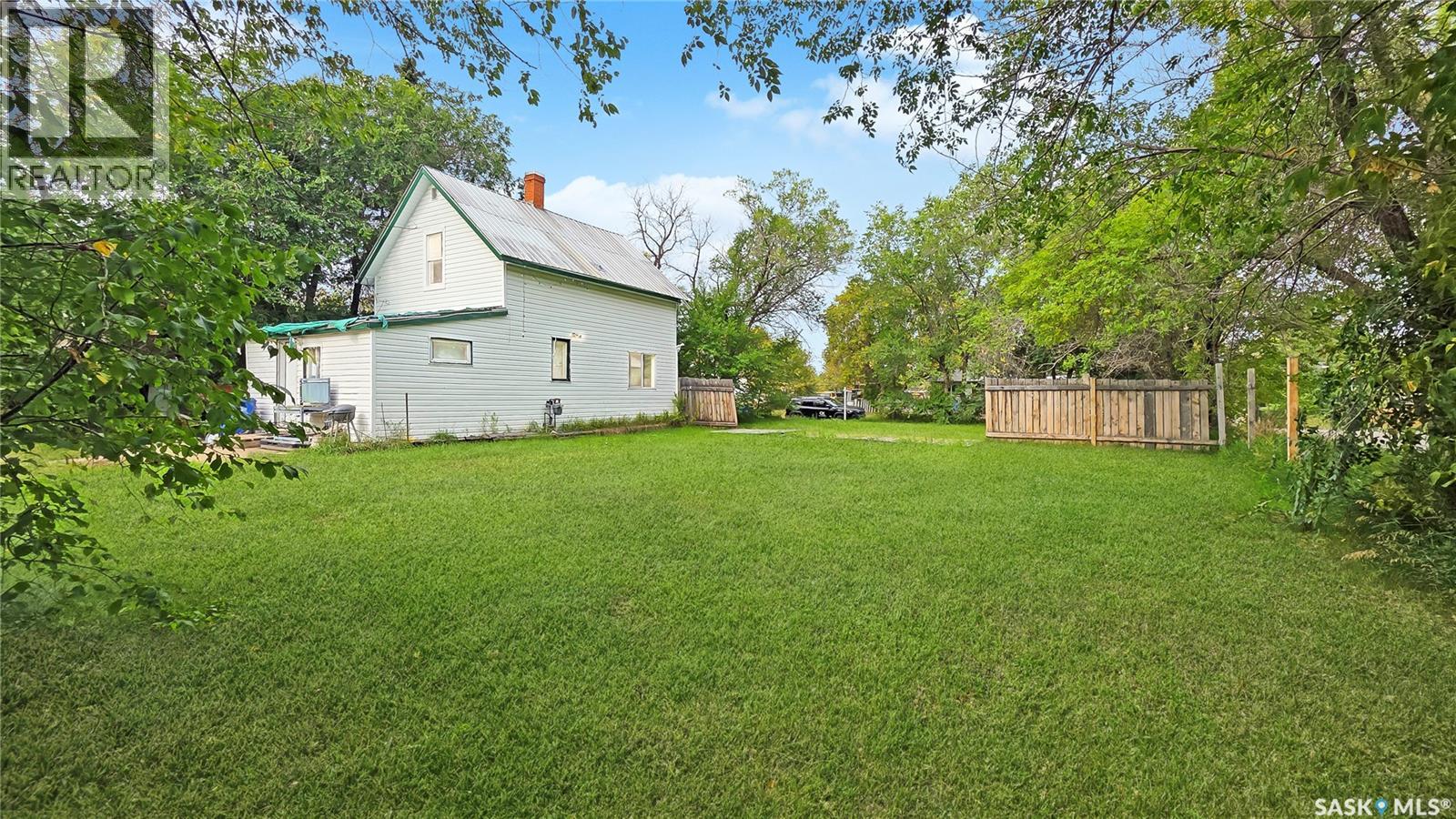 Photo 1 of 1907 14th Street W, Prince Albert SK
