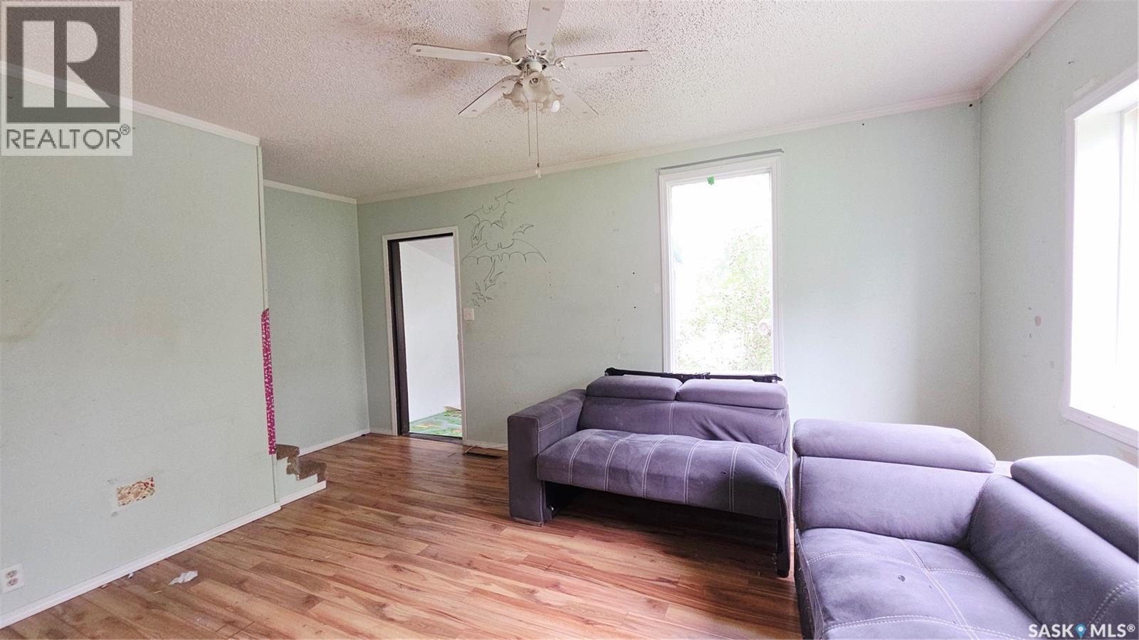 Photo 10 of 1907 14th Street W, Prince Albert SK