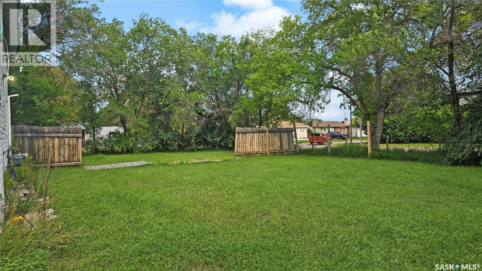Photo 5 of 1907 14th Street W, Prince Albert SK