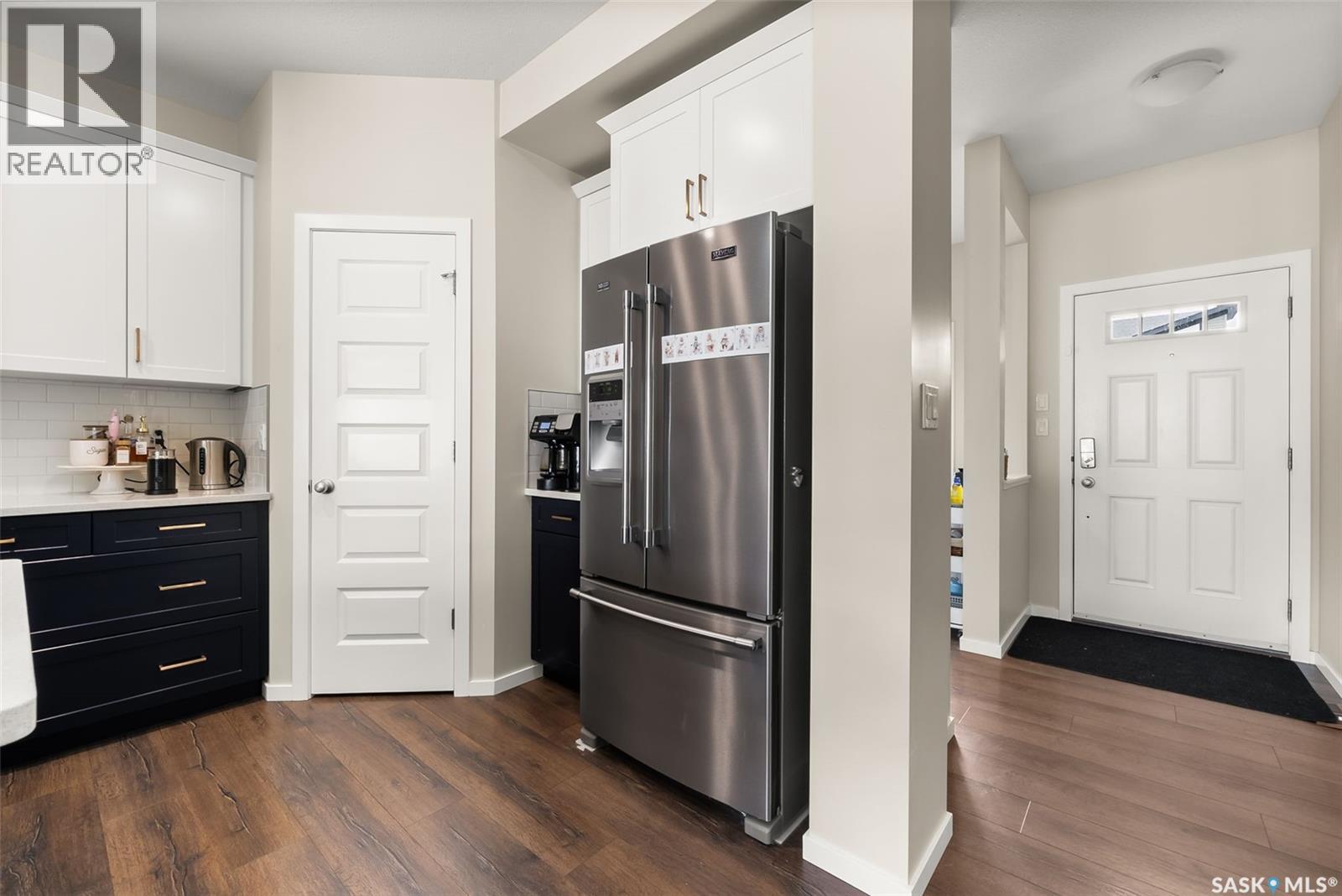 Photo 10 of 5400 Green Silverberry Drive E, Regina SK