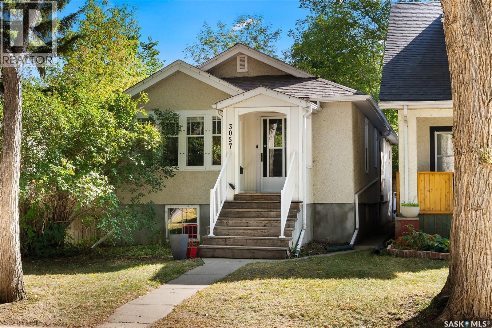 Photo 1 of 3057 Retallack Street, Regina SK