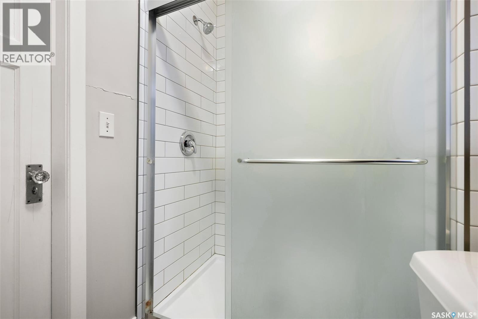 Photo 17 of 3057 Retallack Street, Regina SK