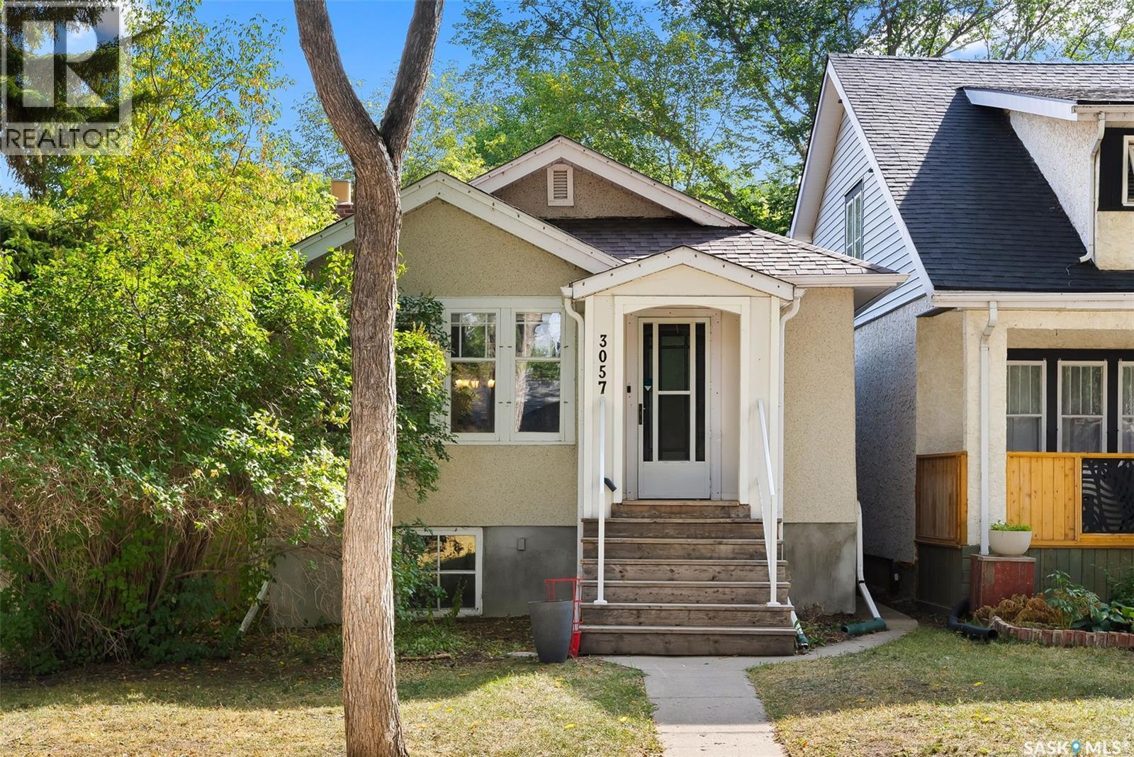 Photo 2 of 3057 Retallack Street, Regina SK