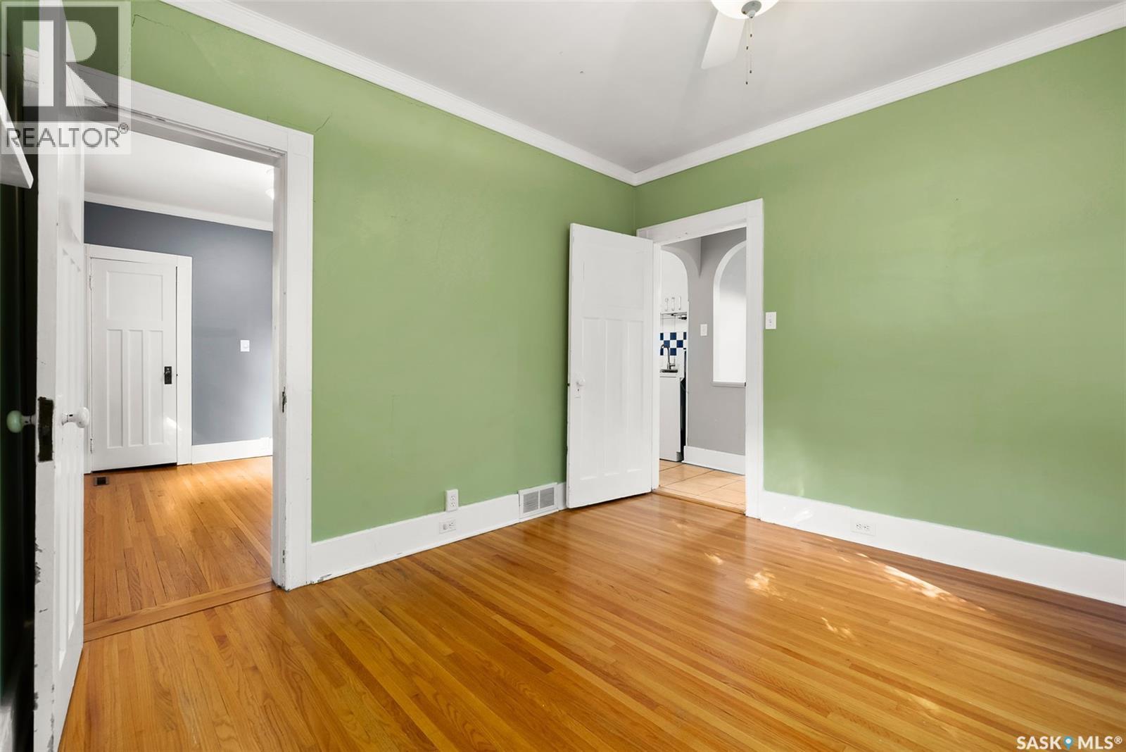 Photo 21 of 3057 Retallack Street, Regina SK