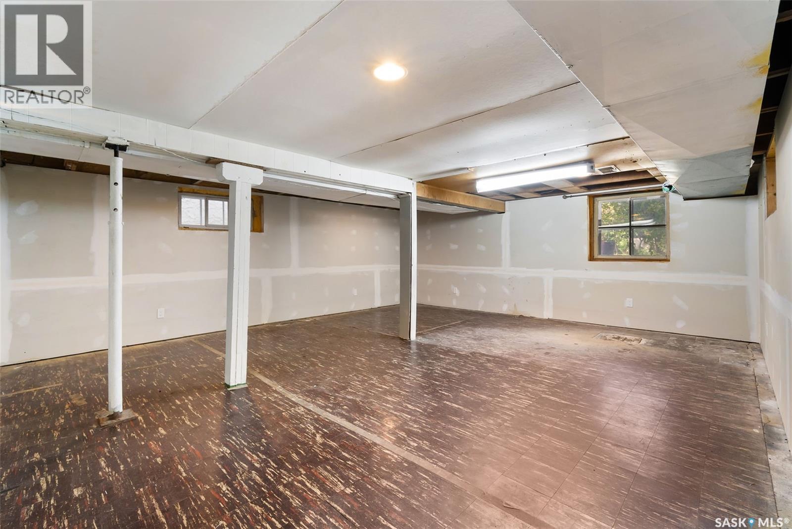 Photo 24 of 3057 Retallack Street, Regina SK