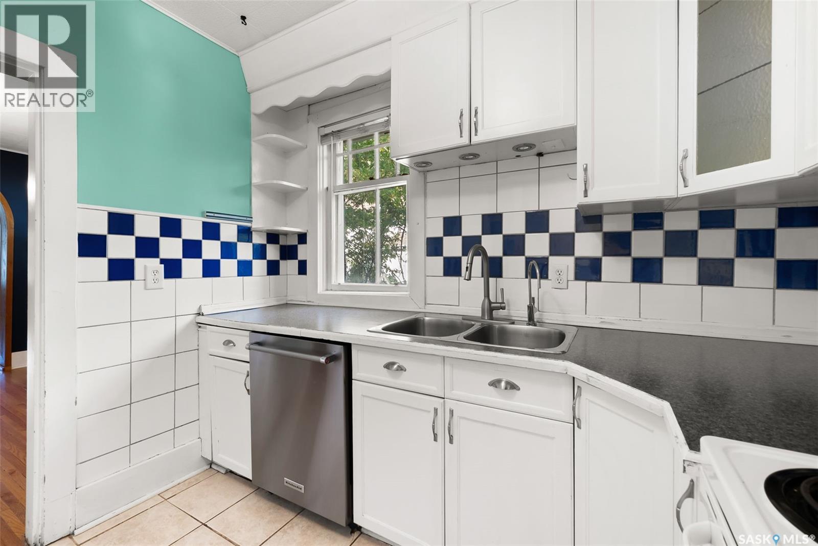 Photo 9 of 3057 Retallack Street, Regina SK