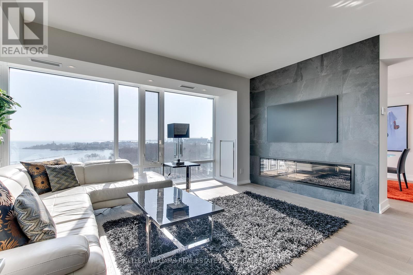 Photo 9 of 1002 90 Stadium Road, Toronto ON