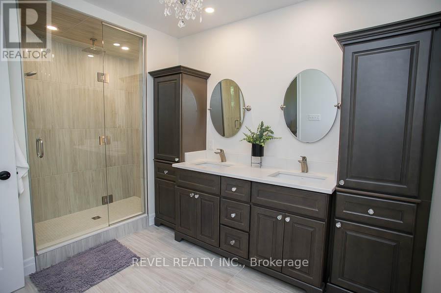 Photo 20 of 89 Dante Crescent, Brantford ON
