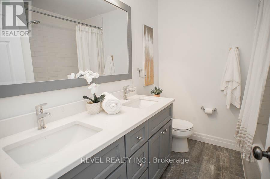 Photo 27 of 89 Dante Crescent, Brantford ON