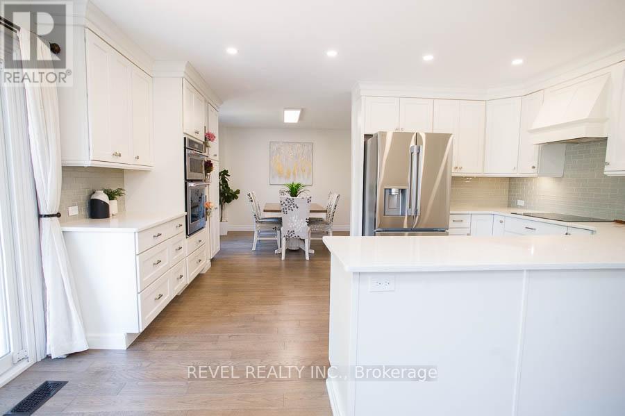 Photo 9 of 89 Dante Crescent, Brantford ON