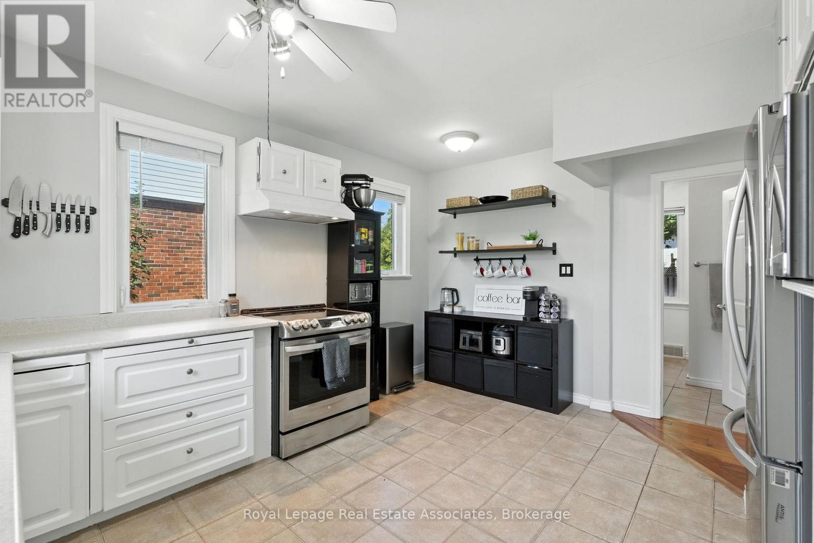 Photo 17 of 7 Deer Avenue, Hamilton ON
