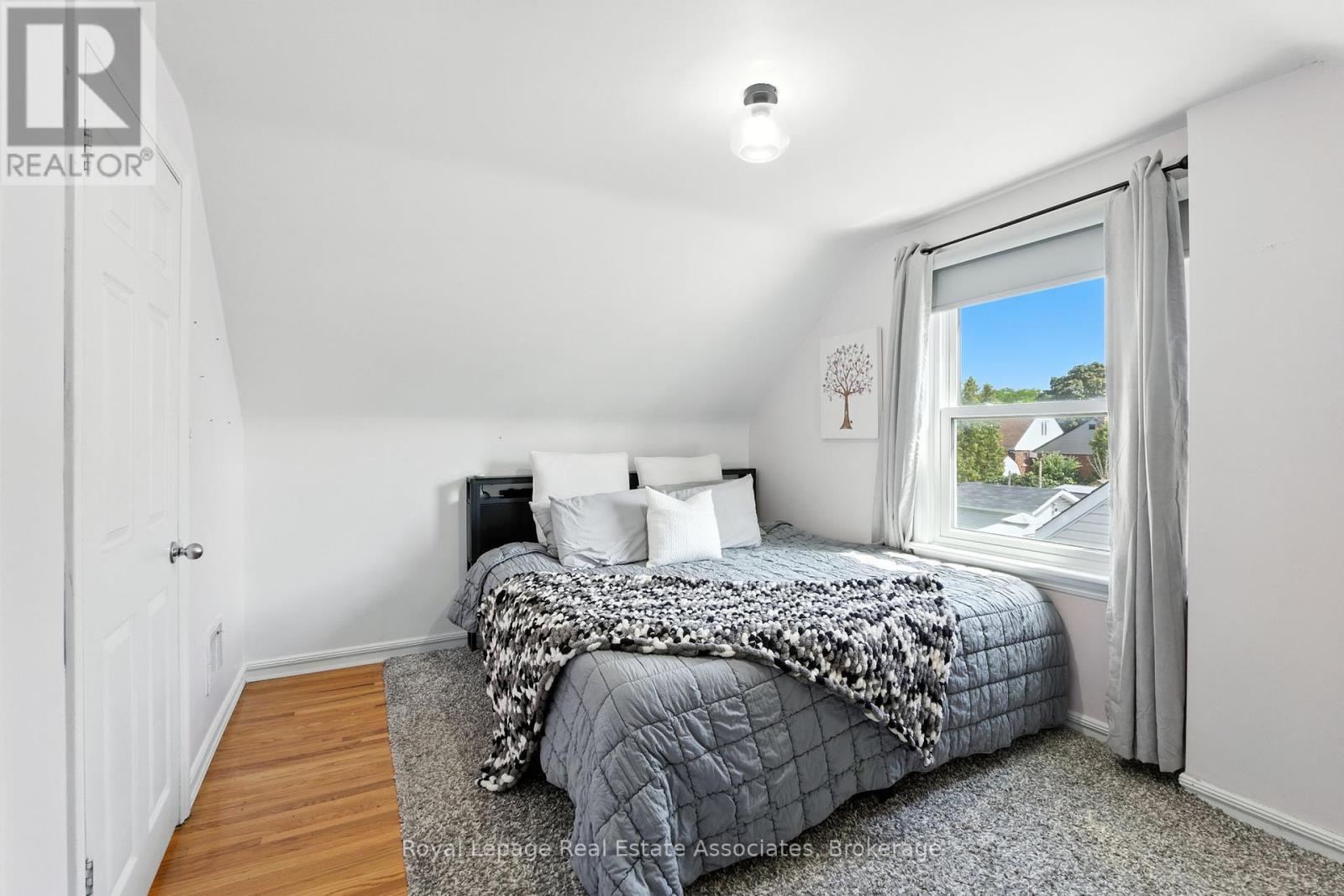 Photo 26 of 7 Deer Avenue, Hamilton ON