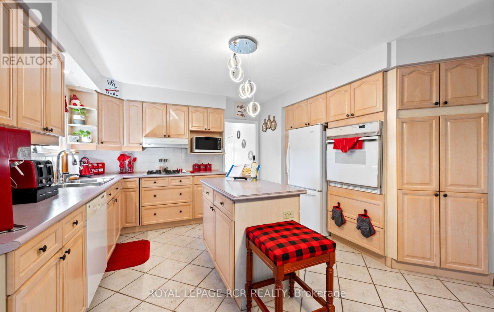 Photo 13 of 127 Jane Street, Shelburne ON