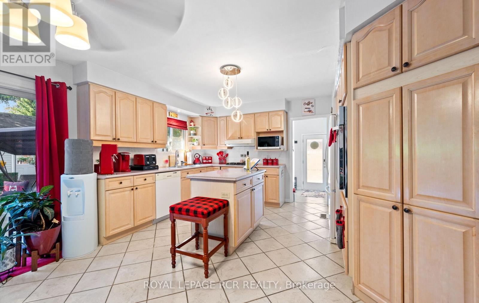 Photo 14 of 127 Jane Street, Shelburne ON
