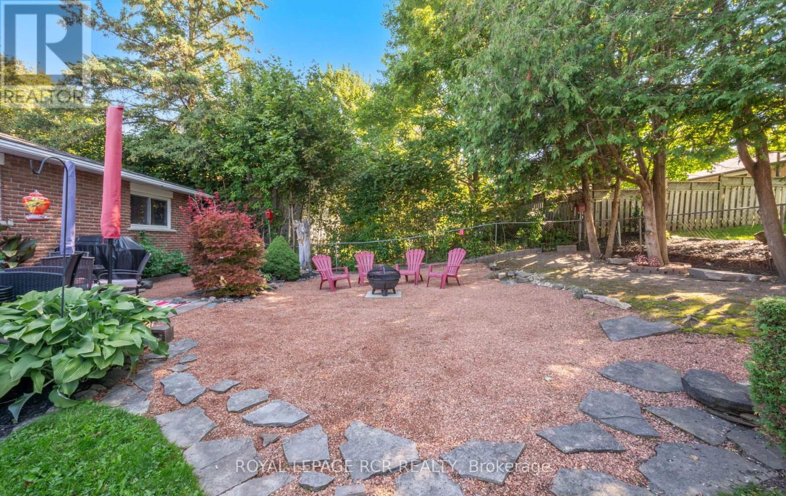 Photo 43 of 127 Jane Street, Shelburne ON