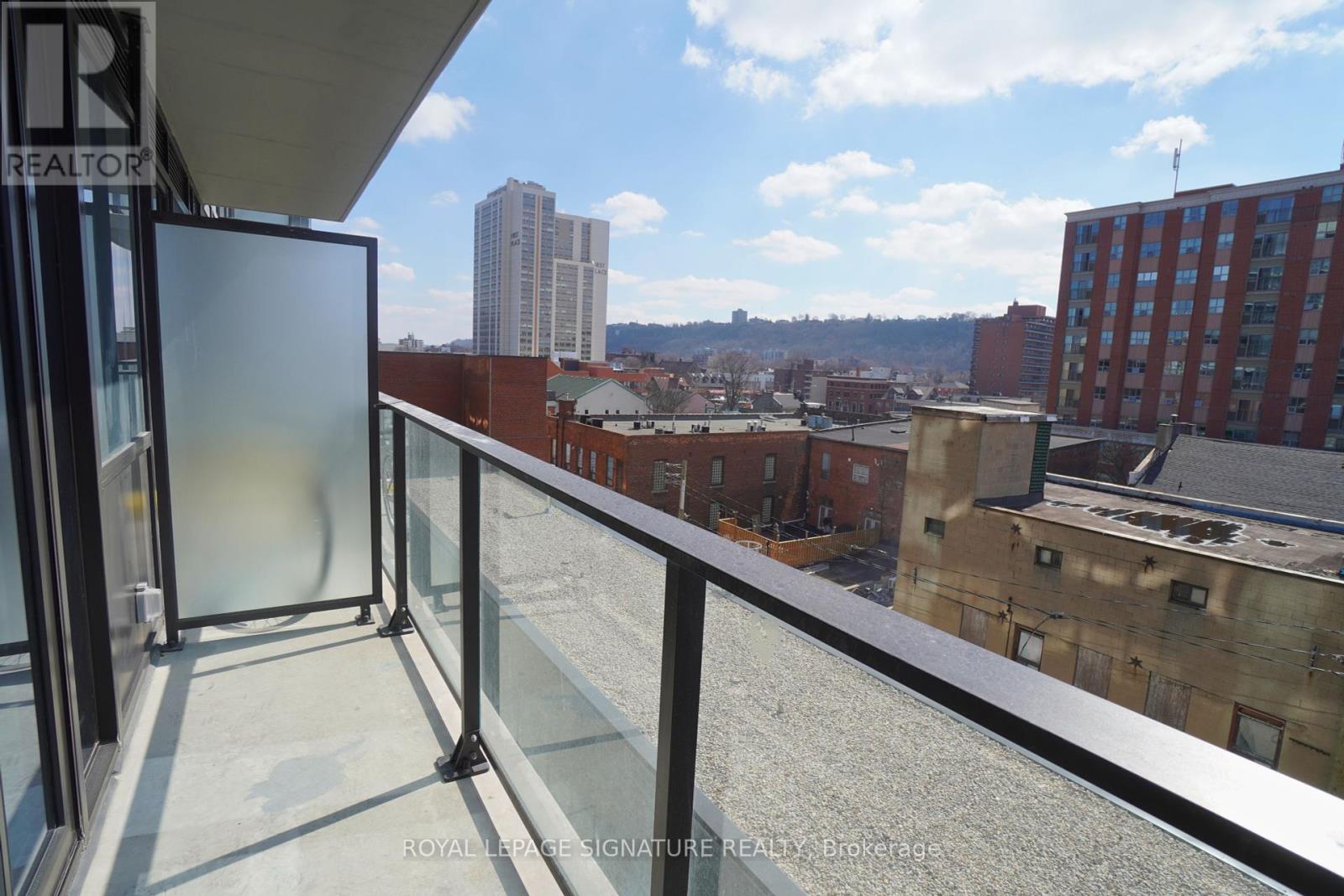 Photo 12 of 606 1 Jarvis Street, Hamilton ON