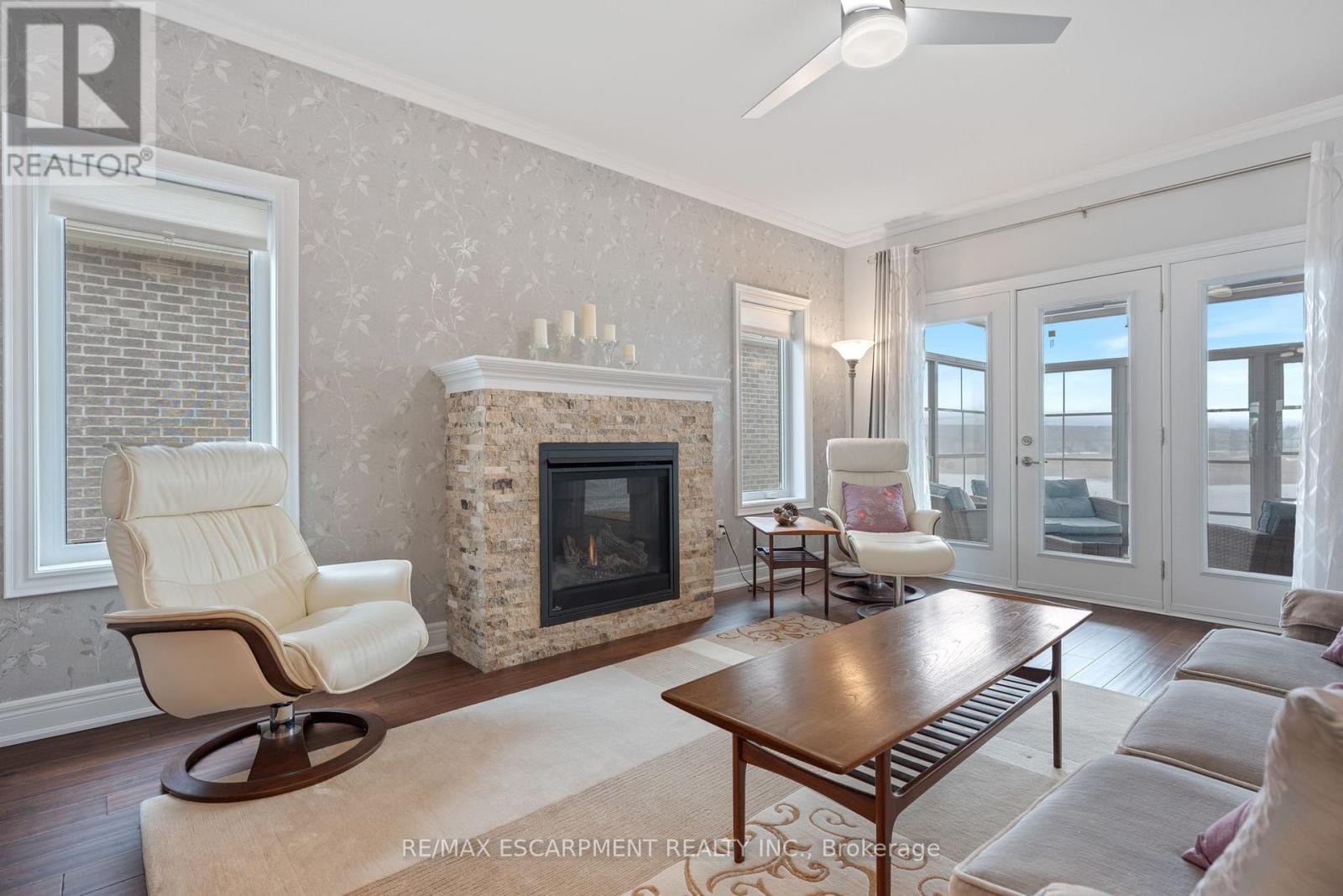 Photo 11 of 238 Schooner Drive, Norfolk ON