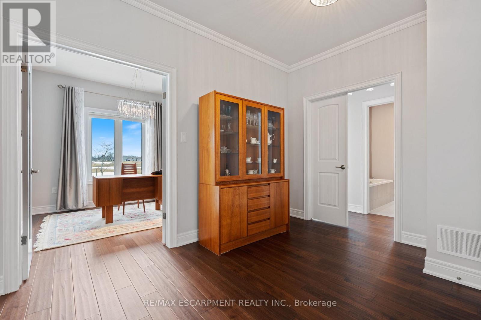 Photo 21 of 238 Schooner Drive, Norfolk ON