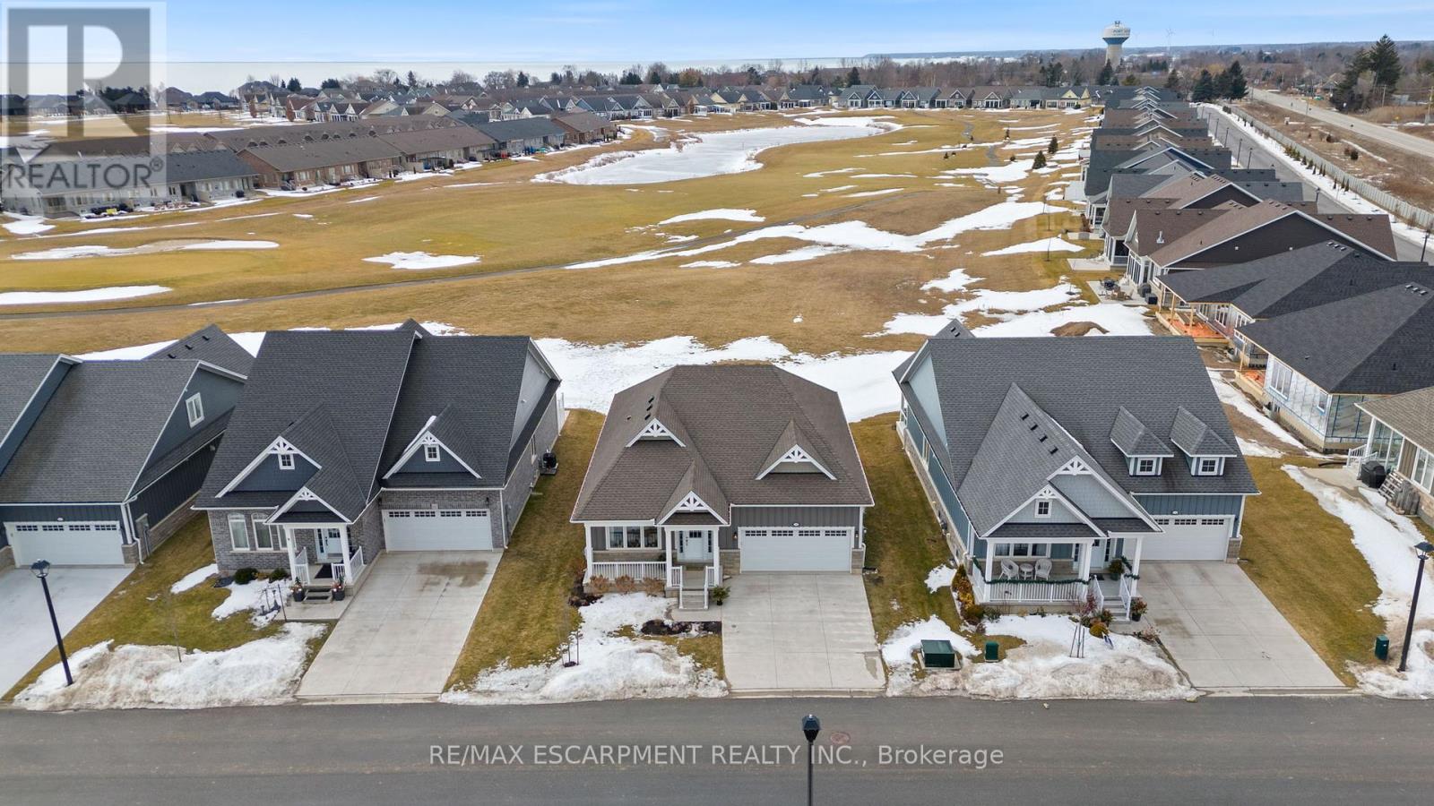 Photo 37 of 238 Schooner Drive, Norfolk ON