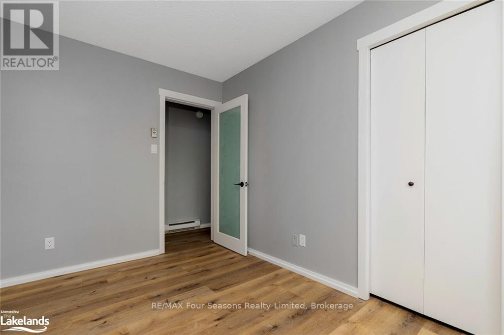 Photo 15 of 73 21 Dawson Drive, Collingwood ON