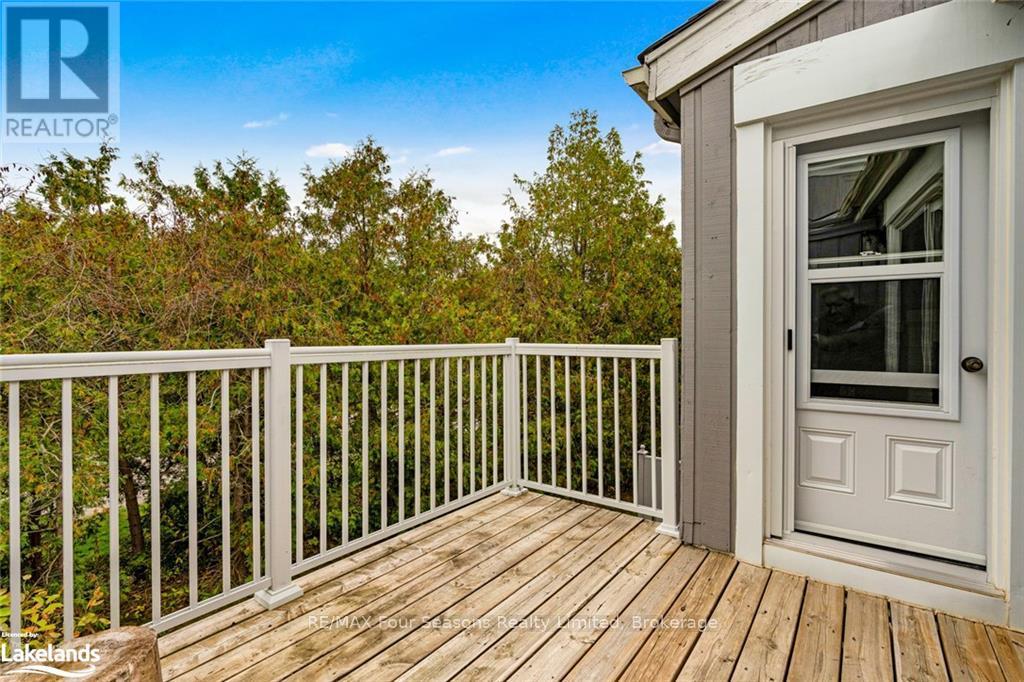 Photo 25 of 73 21 Dawson Drive, Collingwood ON