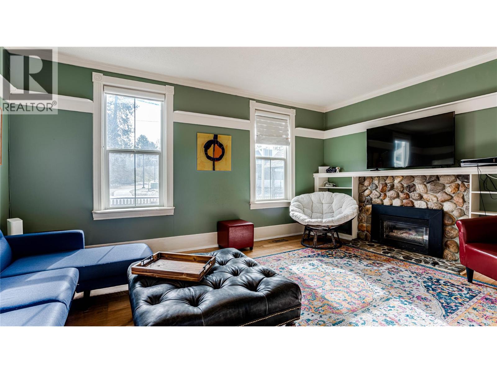 Photo 18 of 4008 Pleasant Valley Road, Vernon BC