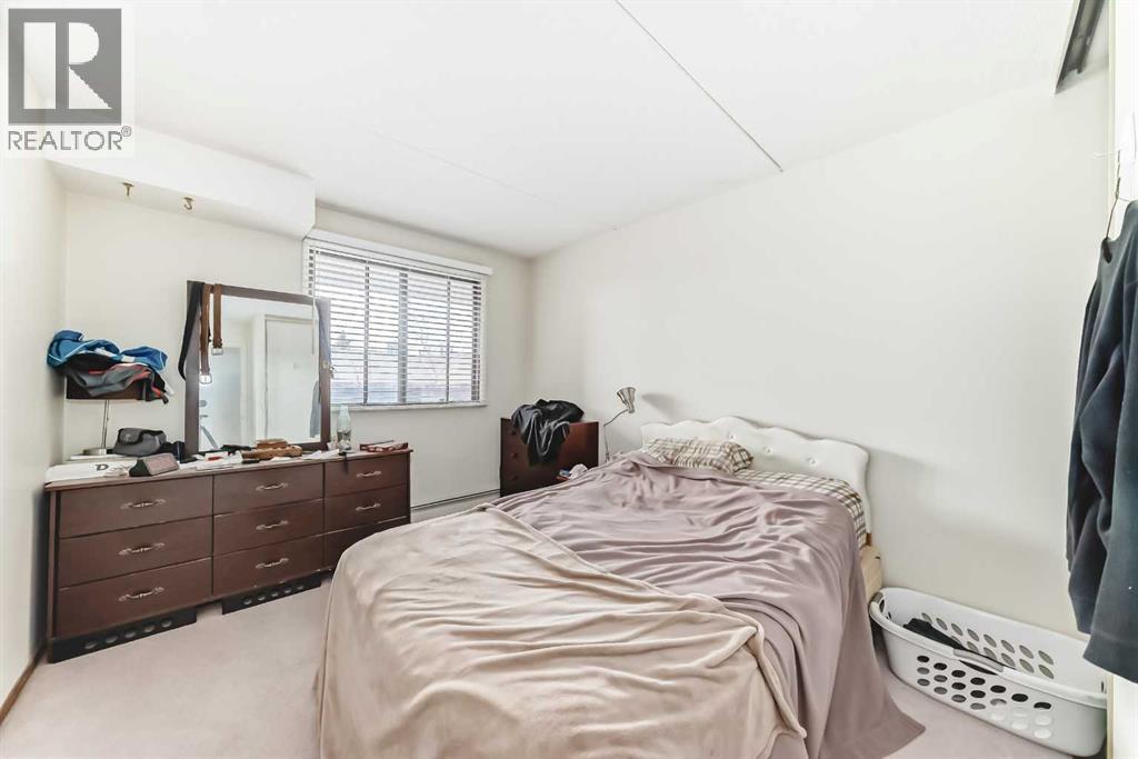 Photo 17 of 309 5204 Dalton Drive Nw, Calgary AB