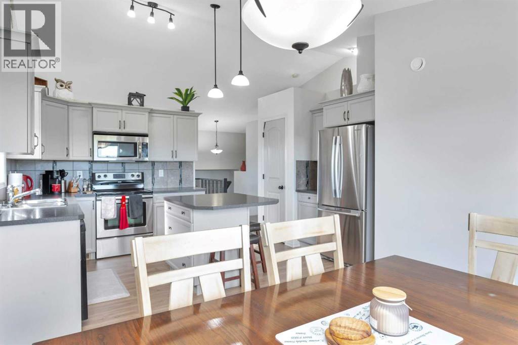 Photo 20 of 79 Stephenson Crescent, Red Deer AB
