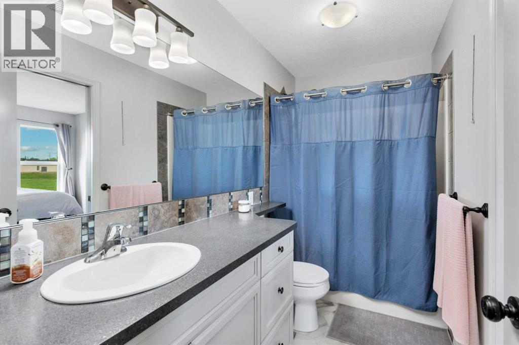 Photo 23 of 79 Stephenson Crescent, Red Deer AB