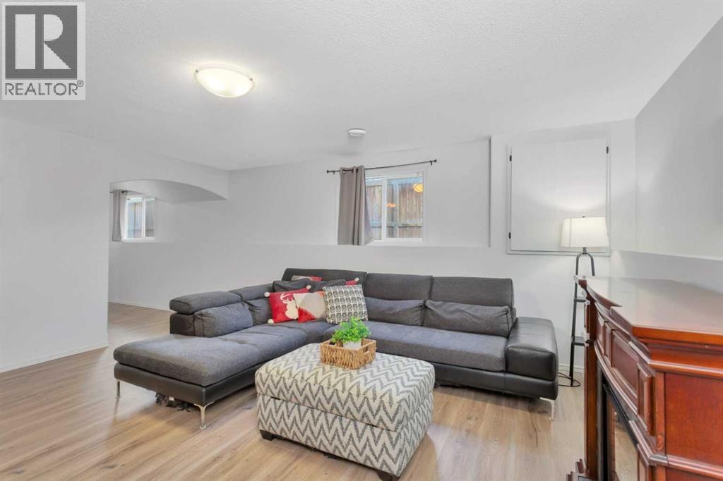Photo 30 of 79 Stephenson Crescent, Red Deer AB