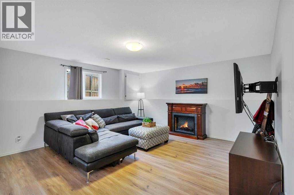 Photo 29 of 79 Stephenson Crescent, Red Deer AB