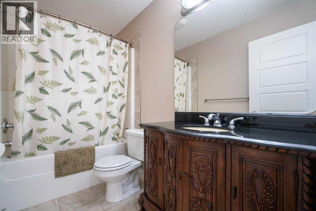 Photo 19 of 3401 51 Street, Camrose AB