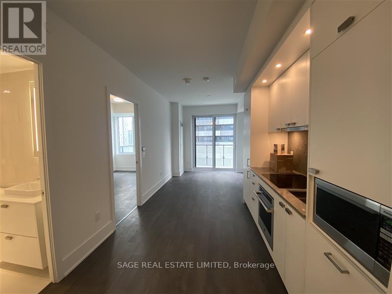 Photo 1 of 801 470 Front Street W, Toronto ON