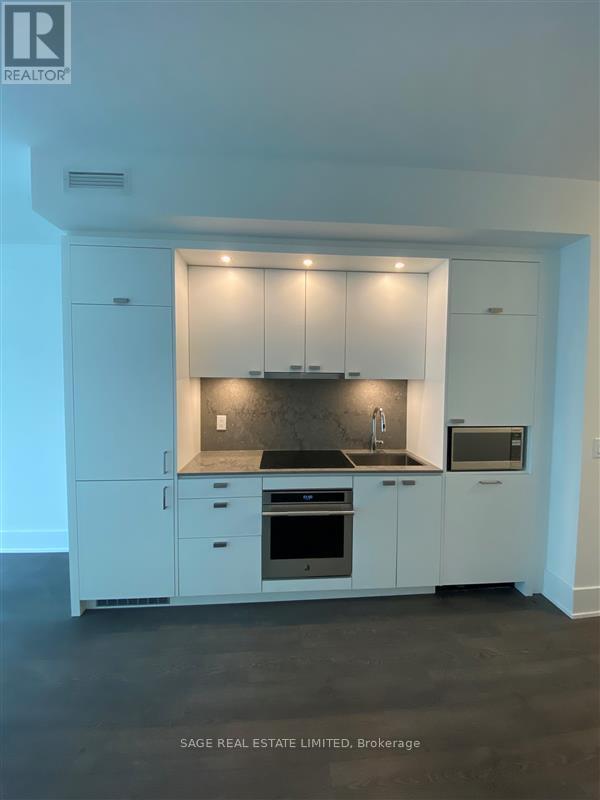 Photo 6 of 801 470 Front Street W, Toronto ON
