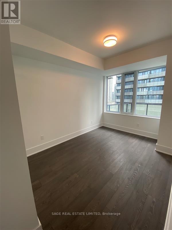 Photo 3 of 801 470 Front Street W, Toronto ON