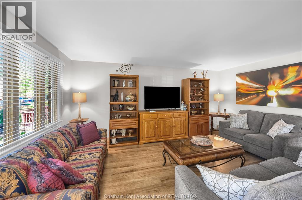 Photo 15 of 85 Marion Avenue, Chatham ON