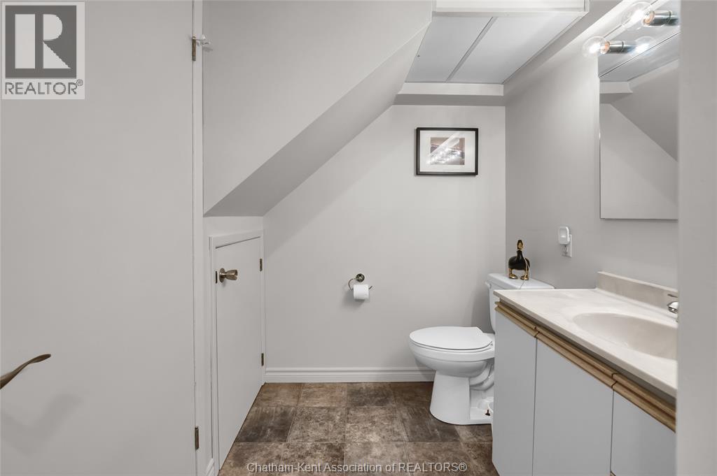 Photo 34 of 85 Marion Avenue, Chatham ON