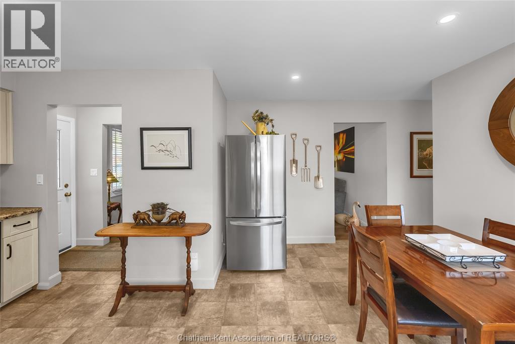 Photo 8 of 85 Marion Avenue, Chatham ON