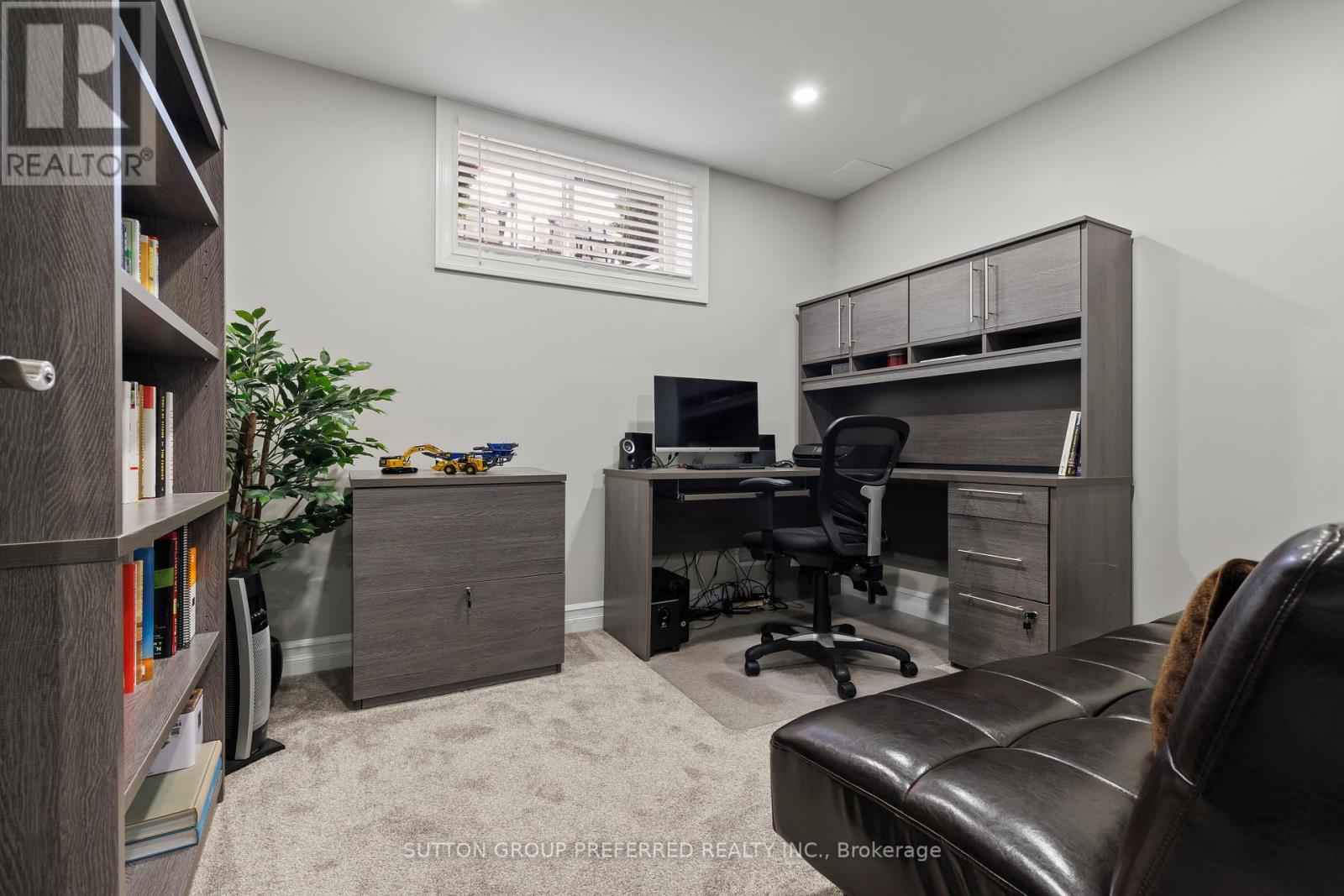 Photo 33 of 3373 Pioneer Parkway, London South ON