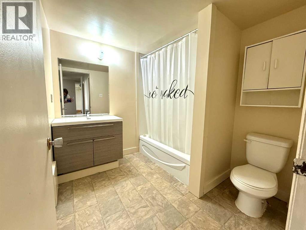111 Charles Avenue, Fort McMurray
