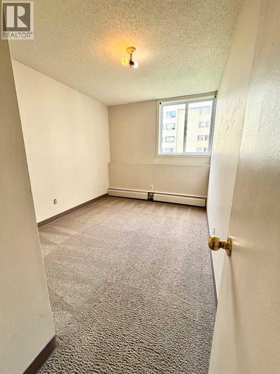 111 Charles Avenue, Fort McMurray
