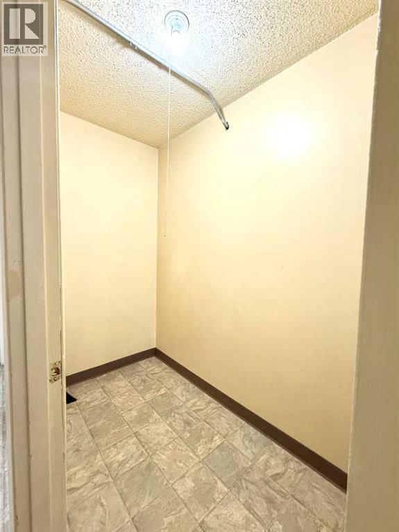 111 Charles Avenue, Fort McMurray
