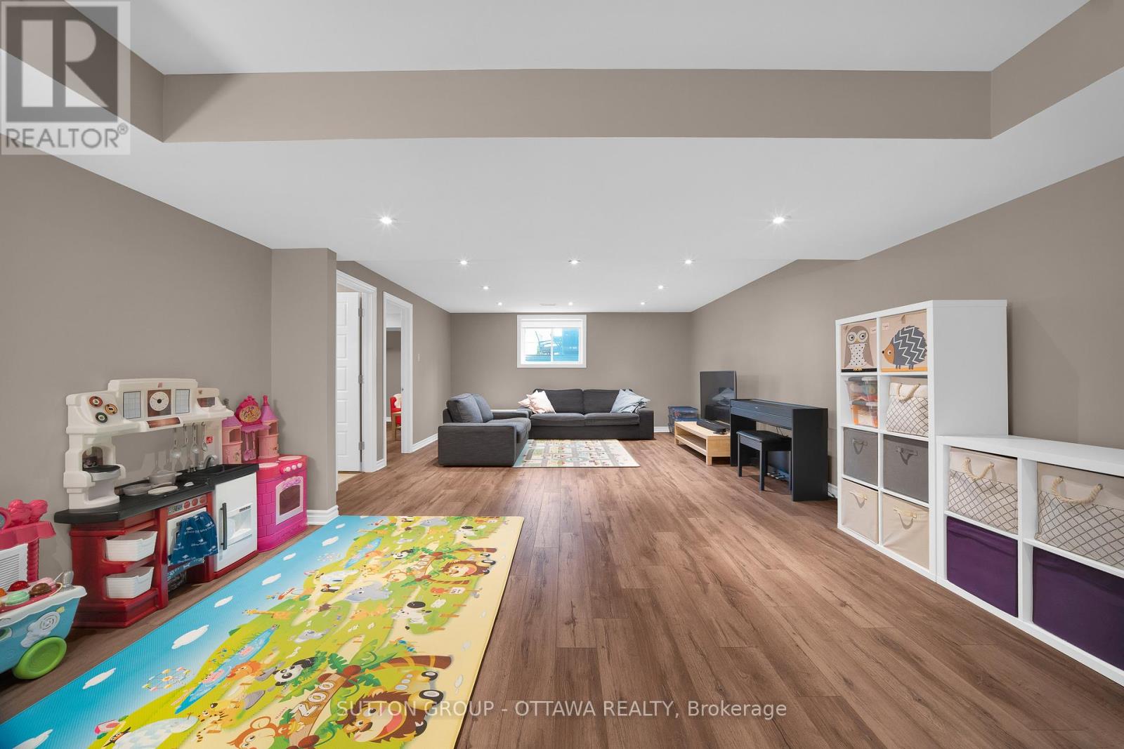 Photo 35 of 412 Odessa Way, Ottawa ON
