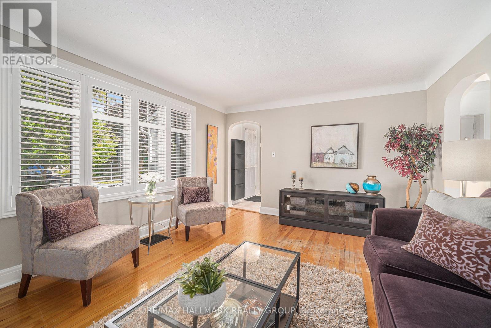 Photo 6 of 98 Dagmar Avenue, Ottawa ON