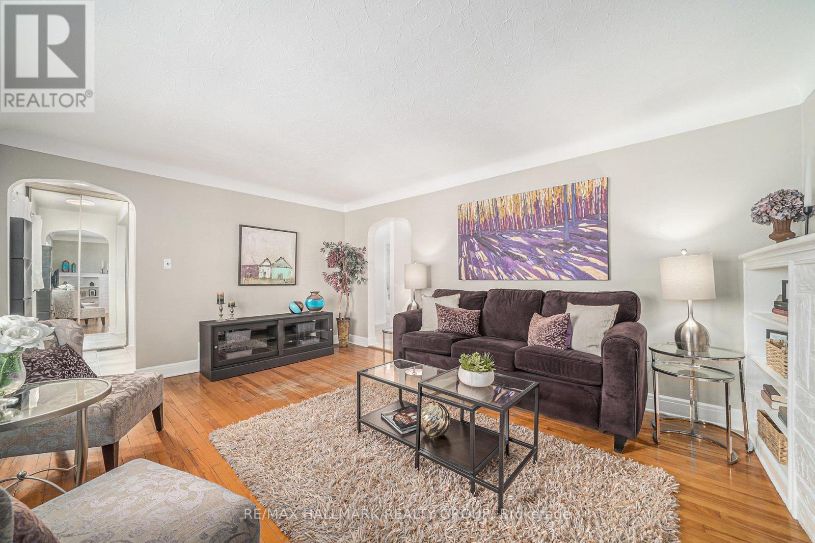 Photo 7 of 98 Dagmar Avenue, Ottawa ON