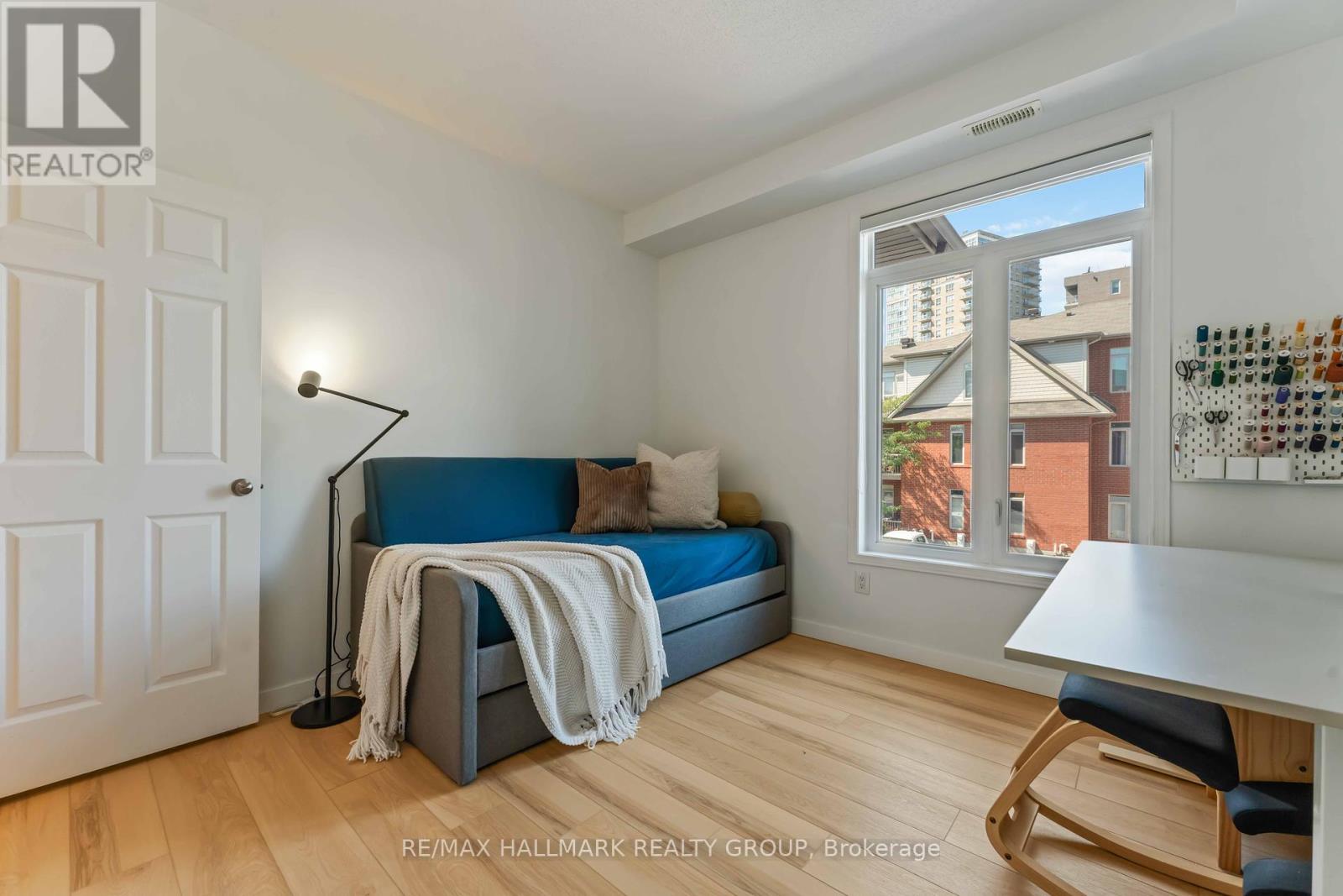 Photo 22 of 10 270 Meilleur Private, Ottawa ON