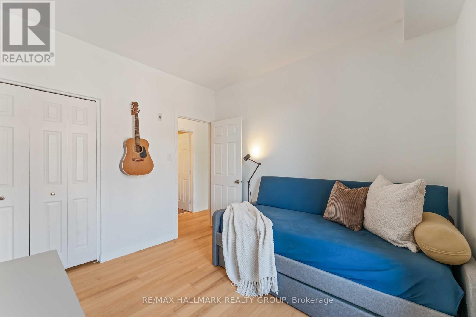 Photo 24 of 10 270 Meilleur Private, Ottawa ON